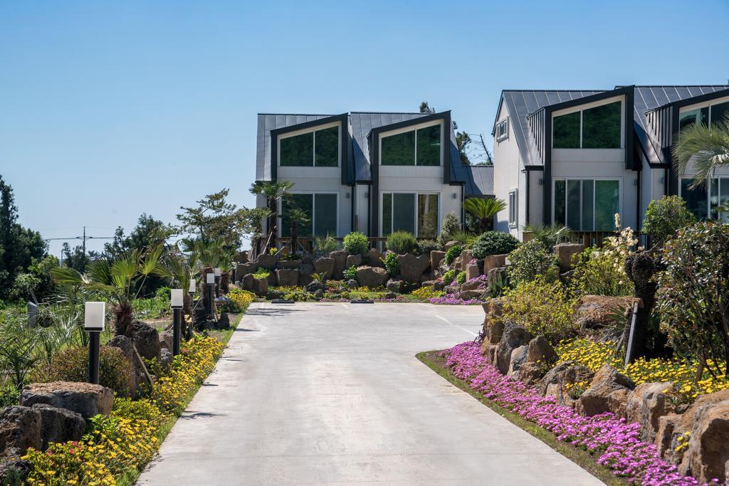 Jeju 542 Pension Seogwipo Room photo